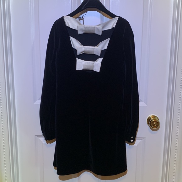 NWT Gucci Velvet Dress with Bow Detail - Picture 3 of 12